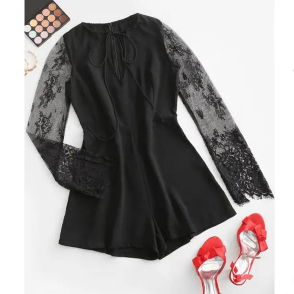 ZAFUL | Front Tie Lace Panel Long Sleeve Romper - Picture 1 of 3